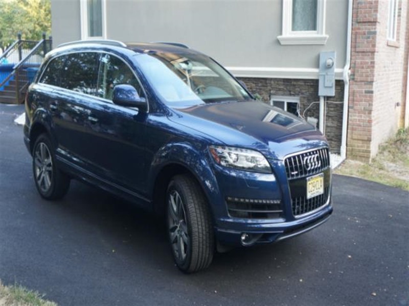 2013 Audi Q7 for sale by owner in STOCKTON