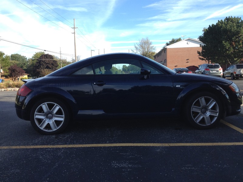 2003 Audi TT for sale by owner in CROWN POINT