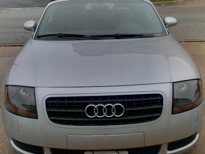 2005 Audi TT for sale by owner in HARWOOD HEIGHTS