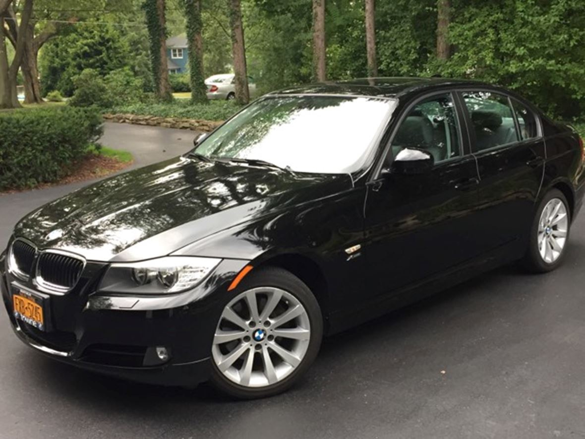 2011 BMW 1 Series for sale by owner in Orchard Park