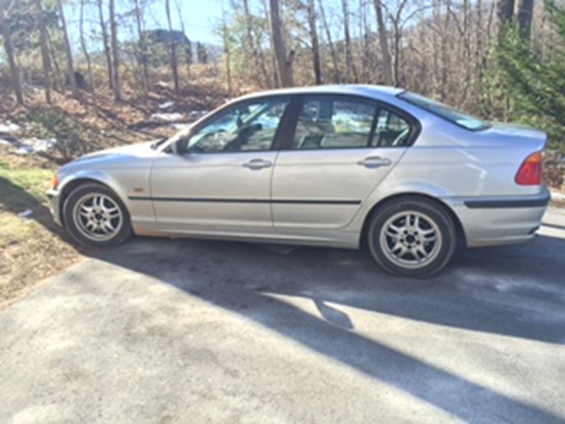 2000 BMW 3 Series for sale by owner in Asheville