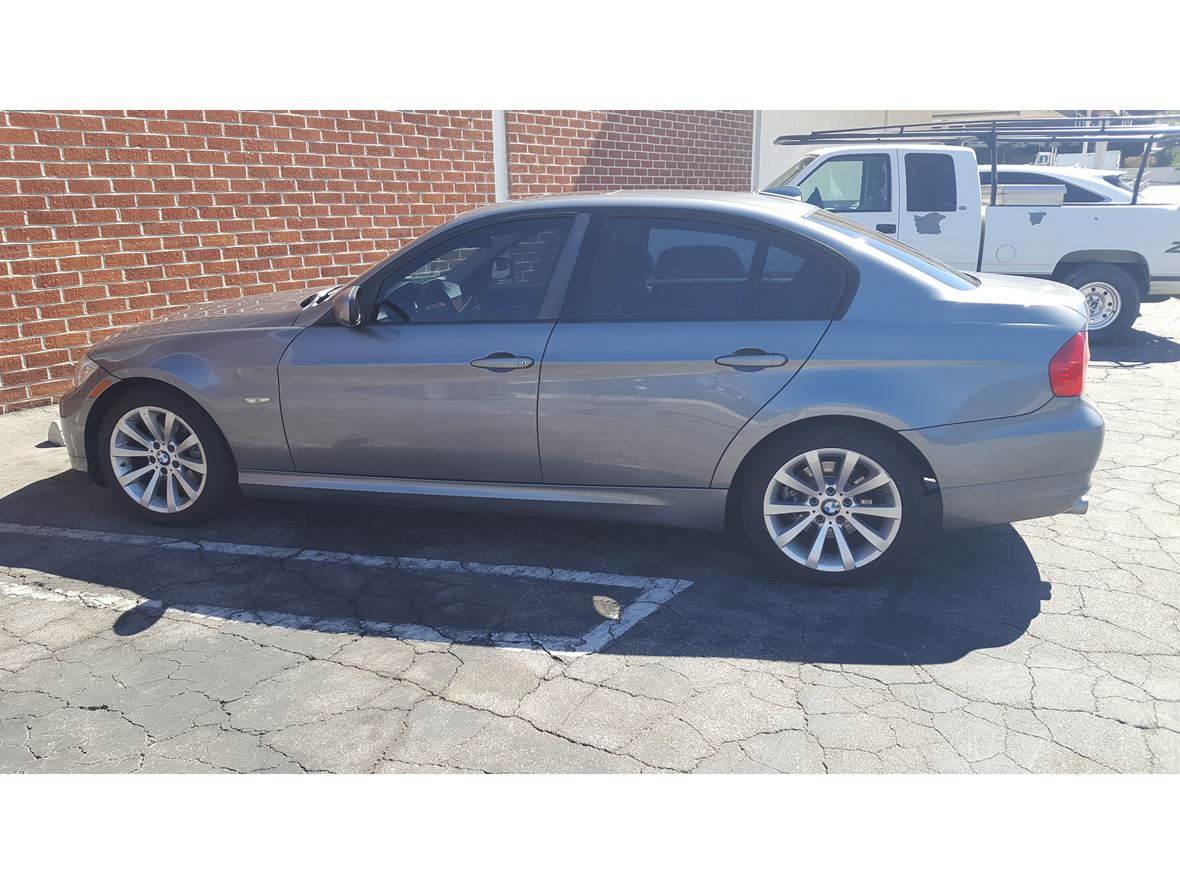 2011 BMW 3 Series for sale by owner in Sunland