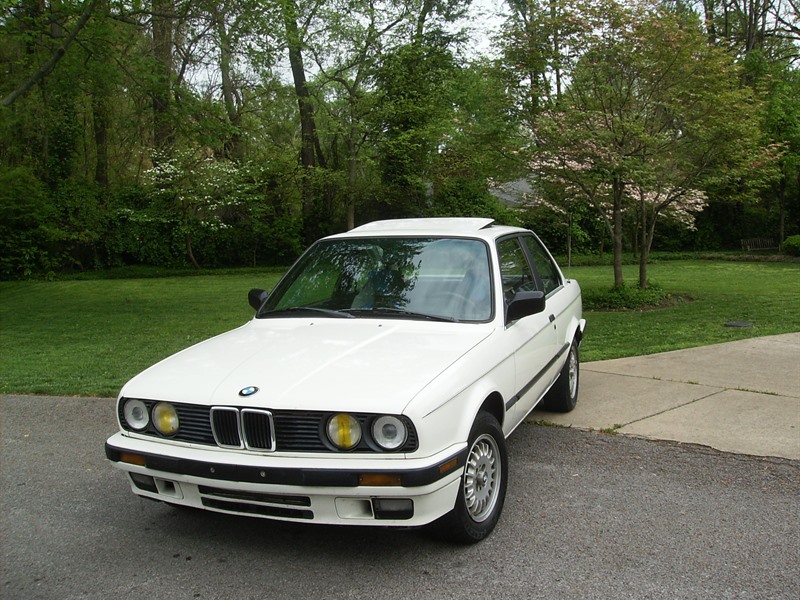 1989 BMW 325 for sale by owner in MURFREESBORO