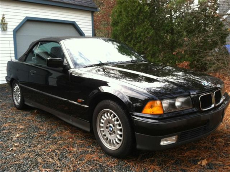1994 BMW 325 for sale by owner in LYNN