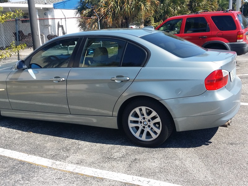 2006 BMW 325 for sale by owner in POMPANO BEACH