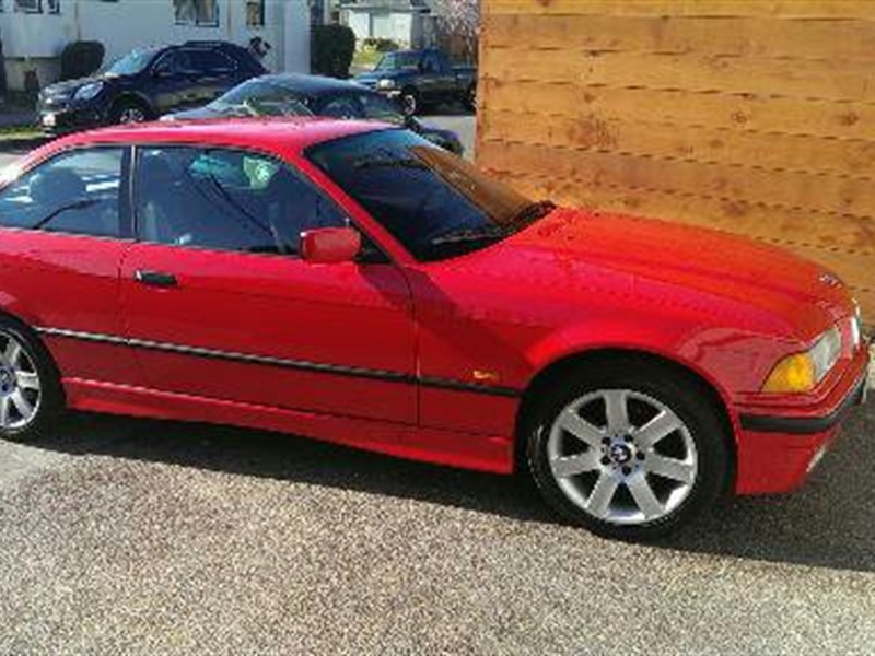 1999 BMW 328 is for sale by owner in OAKLAND