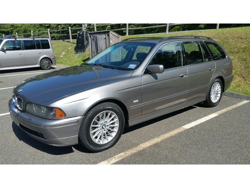 2003 BMW 5 Series for sale by owner in Oyster Bay
