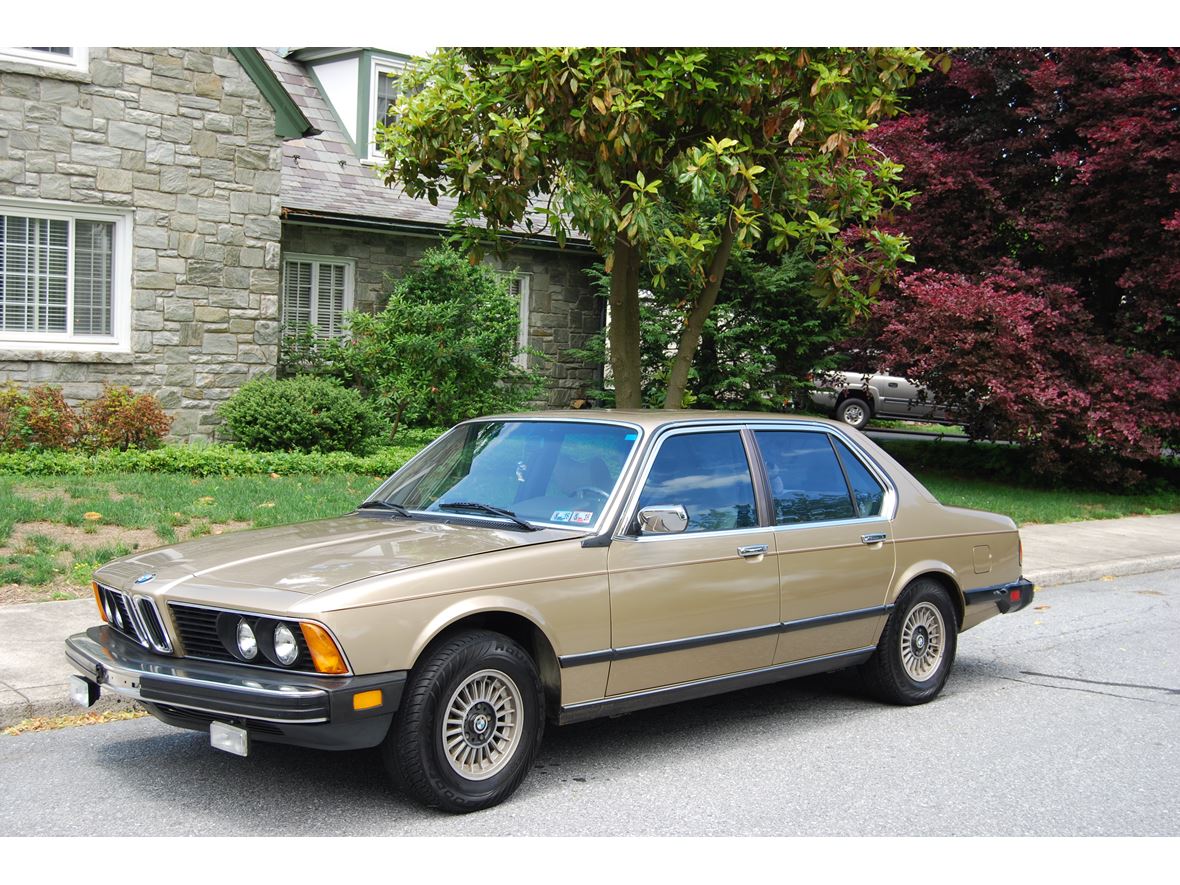 1982 BMW 733 i for sale by owner in Lancaster