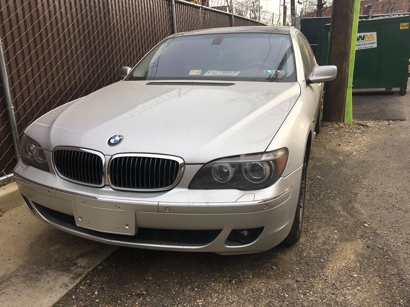 2006 BMW 750 for sale by owner in WOODBRIDGE