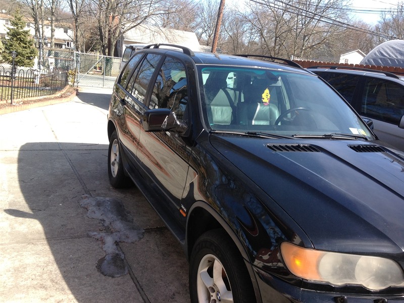 2001 BMW x5 for sale by owner in CENTRAL ISLIP