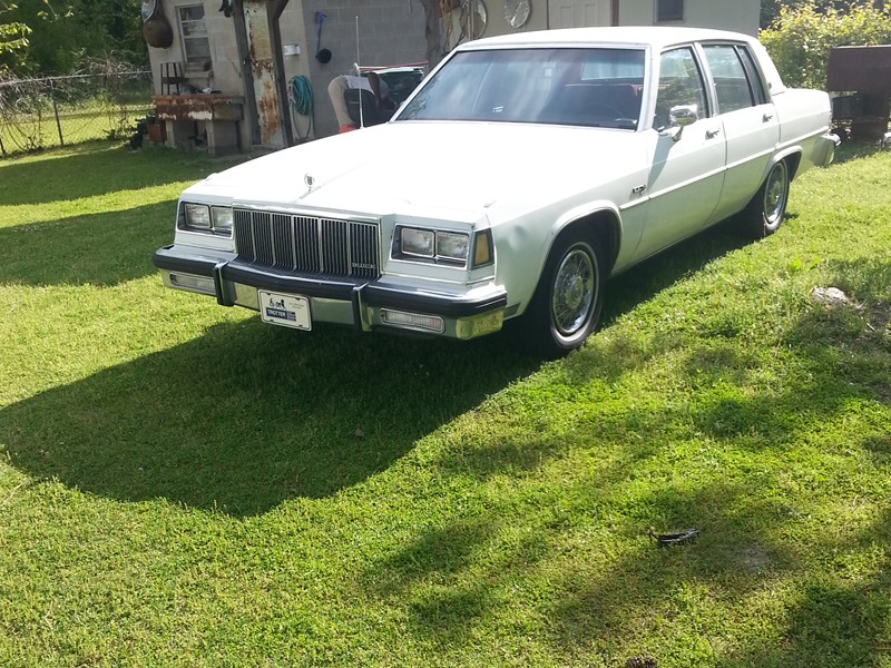 1983 Buick Electra for sale by owner in PINE BLUFF