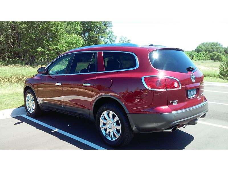 2011 Buick Enclave for sale by owner in Forest Lake