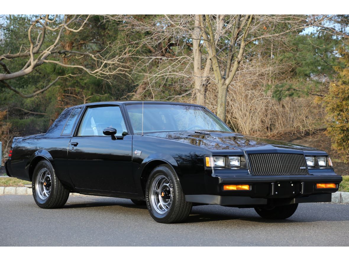 1987 Buick Grand National for sale by owner in Des Moines