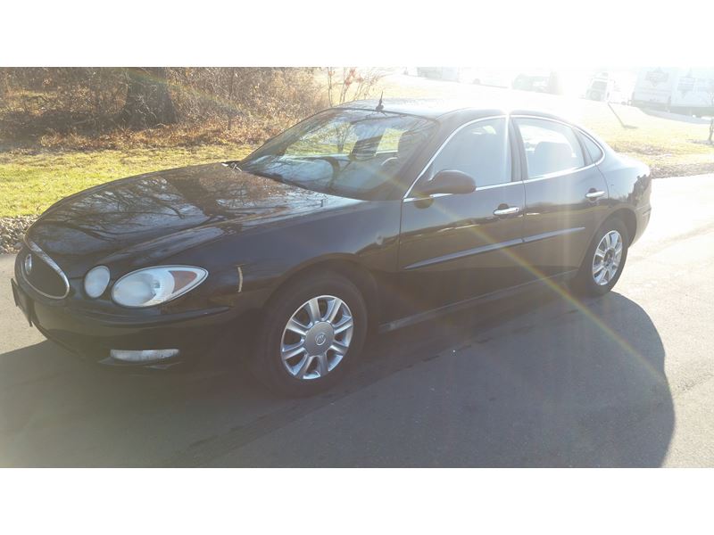 2005 Buick Lacrosse for sale by owner in BLOOMFIELD