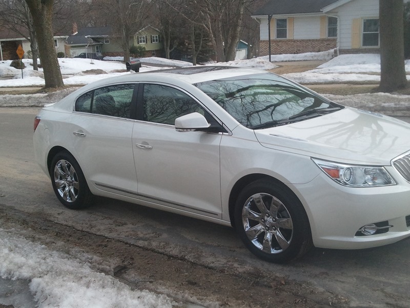 2011 Buick LaCrosse for sale by owner in MADISON