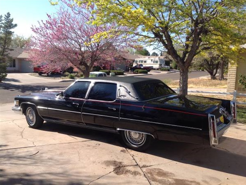 1976 Cadillac Brougham D'Elegance for sale by owner in ALBUQUERQUE
