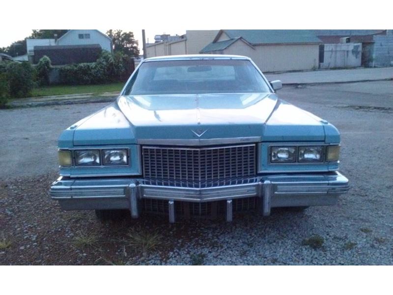 1975 Cadillac DeVille for sale by owner in BRANSON