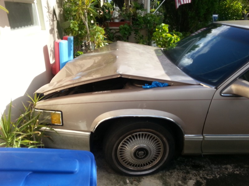 1990 Cadillac DeVille for sale by owner in MIAMI