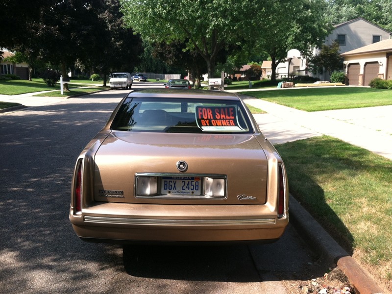 1998 Cadillac DeVille for sale by owner in GRAND RAPIDS