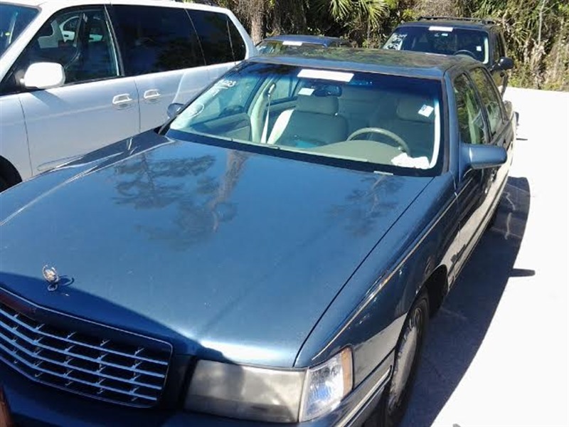 1999 Cadillac DeVille for sale by owner in APOPKA