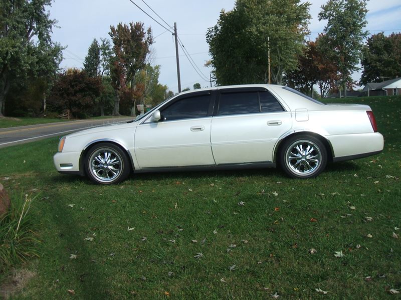 2003 Cadillac DeVille for sale by owner in Randolph