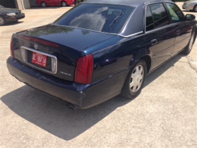 2004 Cadillac DeVille for sale by owner in FAYETTEVILLE