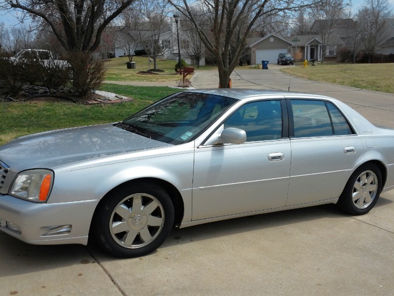 2003 Cadillac DTS for sale by owner in SAINT PETERS