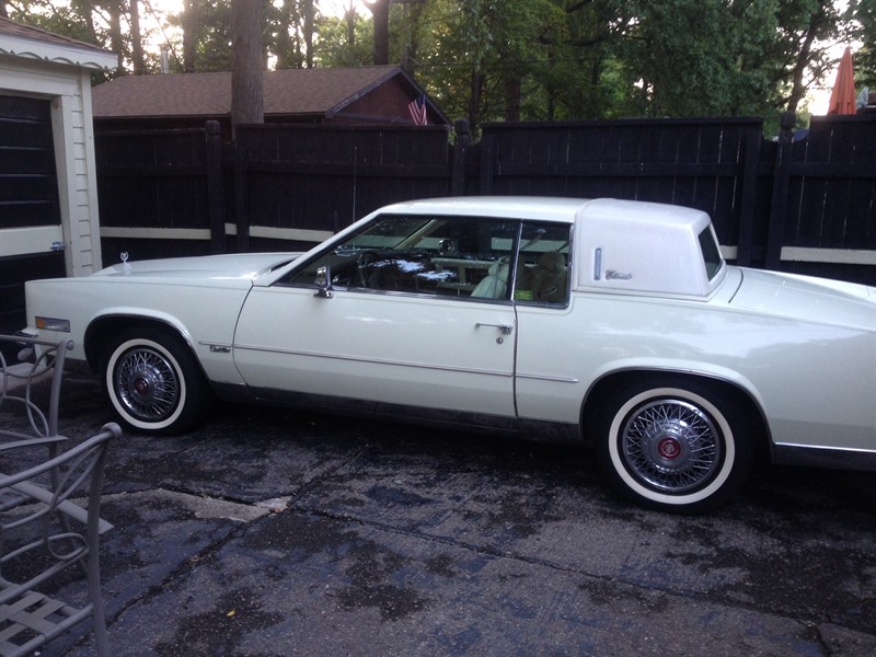 1981 Cadillac Eldorado for sale by owner in SOUTHFIELD