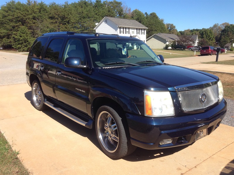2004 Cadillac Escalade for sale by owner in MOCKSVILLE