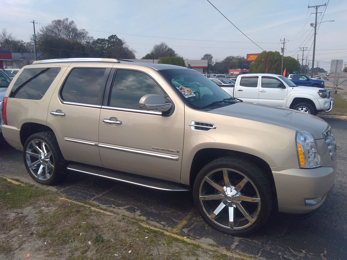 2007 Cadillac Escalade for sale by owner in Stedman
