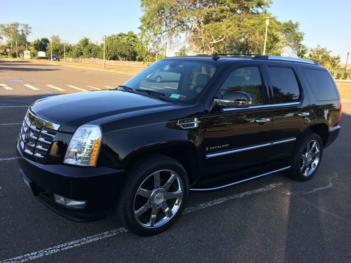 2008 Cadillac Escalade for sale by owner in Buffalo