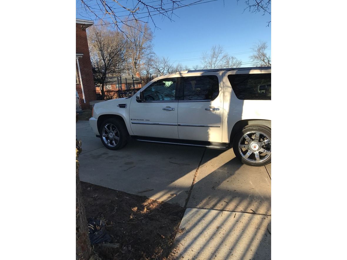 2009 Cadillac Escalade ESV for sale by owner in Silver Spring