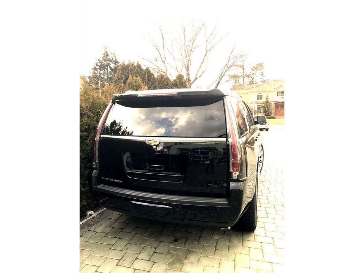 2017 Cadillac Escalade ESV for sale by owner in Bayside