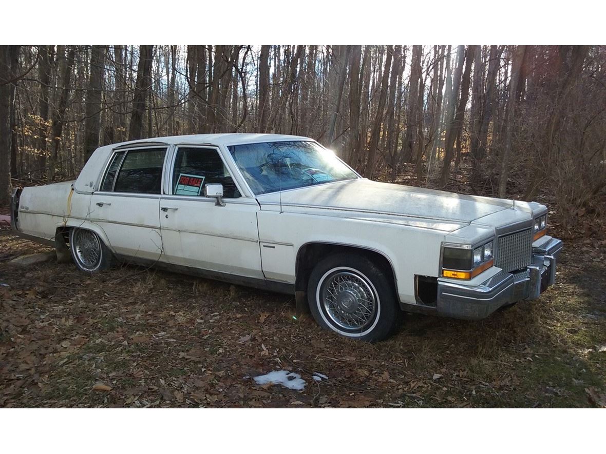 1981 Cadillac Fleetwood for sale by owner in Harveys Lake