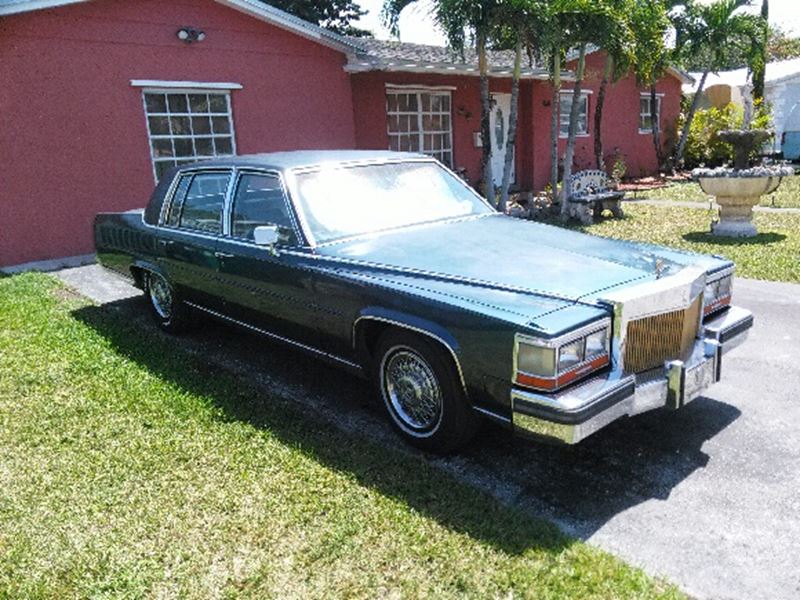 1988 Cadillac Fleetwood for sale by owner in Miami