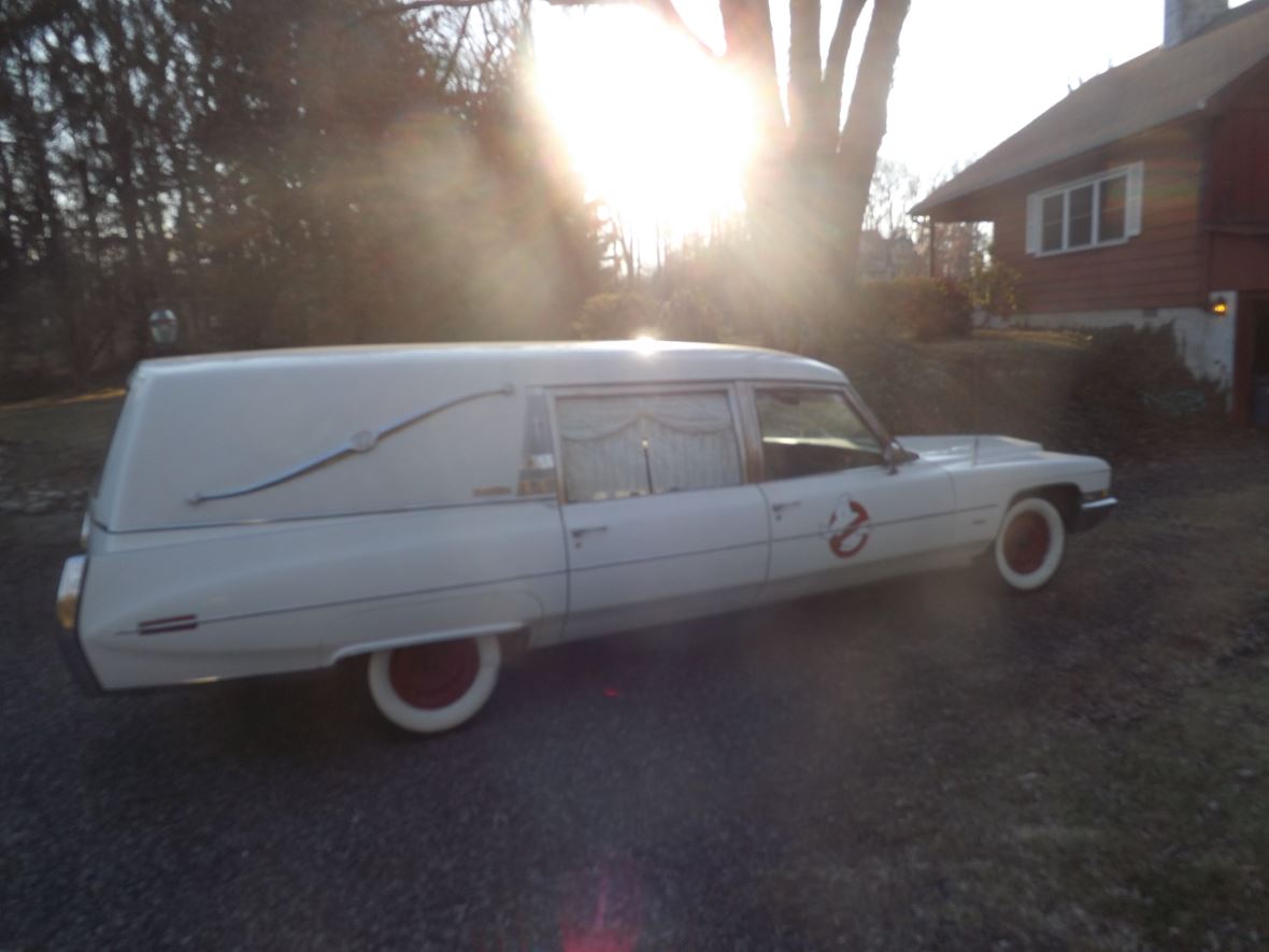 1972 Cadillac Miller Meteor Hearse for sale by owner in Schwenksville