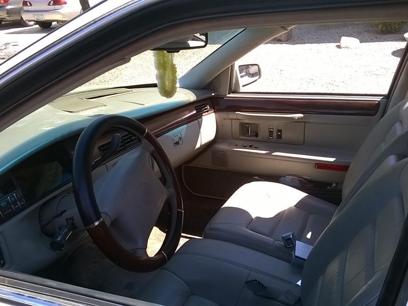 1996 Cadillac sedan DeVille  for sale by owner in TOLLESON