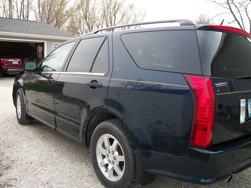 2006 Cadillac SRX for sale by owner in MEDIAPOLIS