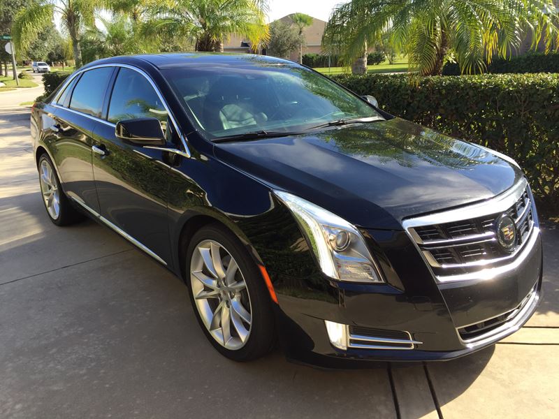 2014 Cadillac XTS for sale by owner in NEW SMYRNA BEACH