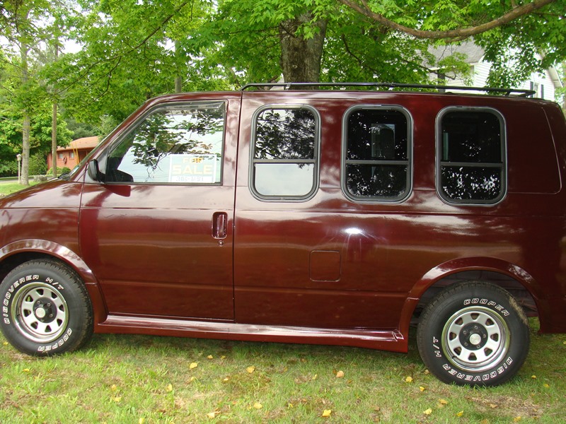 1989 Chevrolet Astro for sale by owner in CONNELLYS SPRINGS
