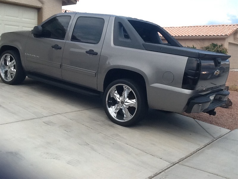 2009 Chevrolet Avalanche for sale by owner in LAS VEGAS