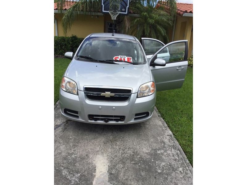 2011 Chevrolet Aveo for sale by owner in Miami