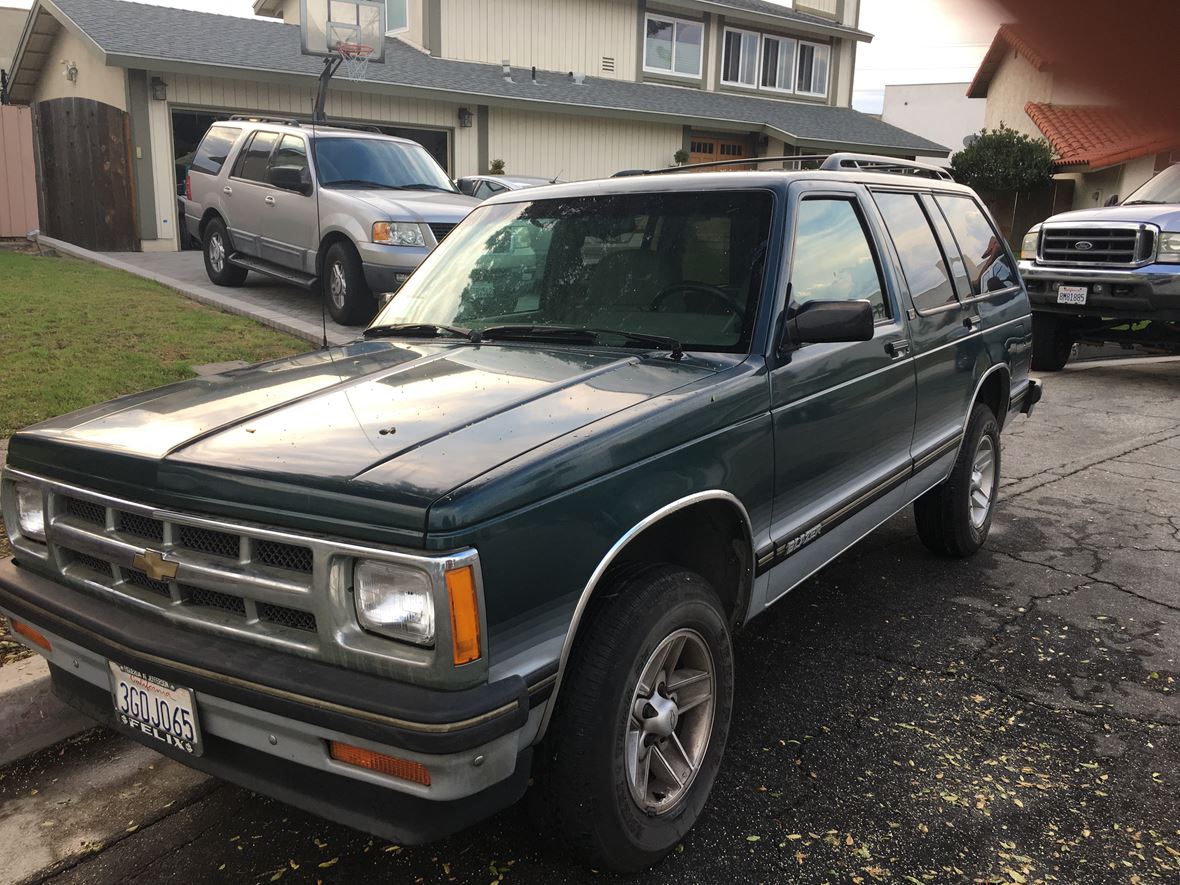 1994 Chevrolet Blazer for sale by owner in Torrance