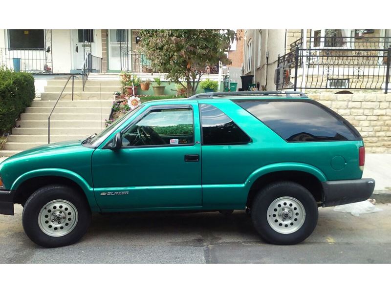 1995 Chevrolet Blazer for sale by owner in READING