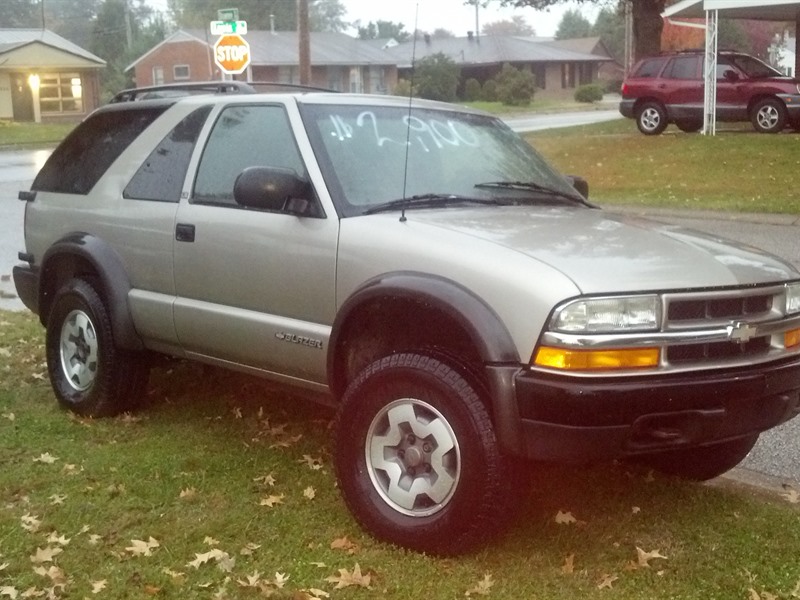 2000 Chevrolet Blazer for sale by owner in OWENSBORO