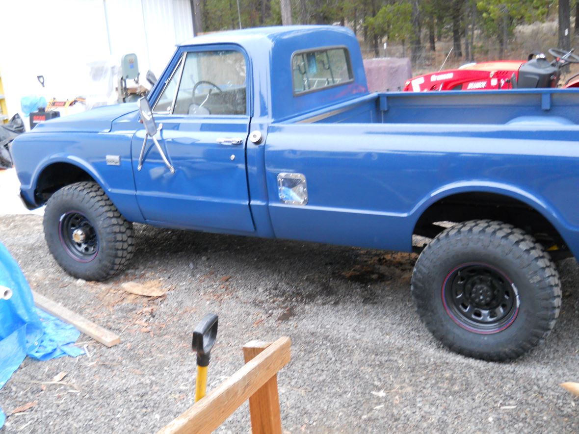 1967 Chevrolet C/K 20 Series for sale by owner in La Pine
