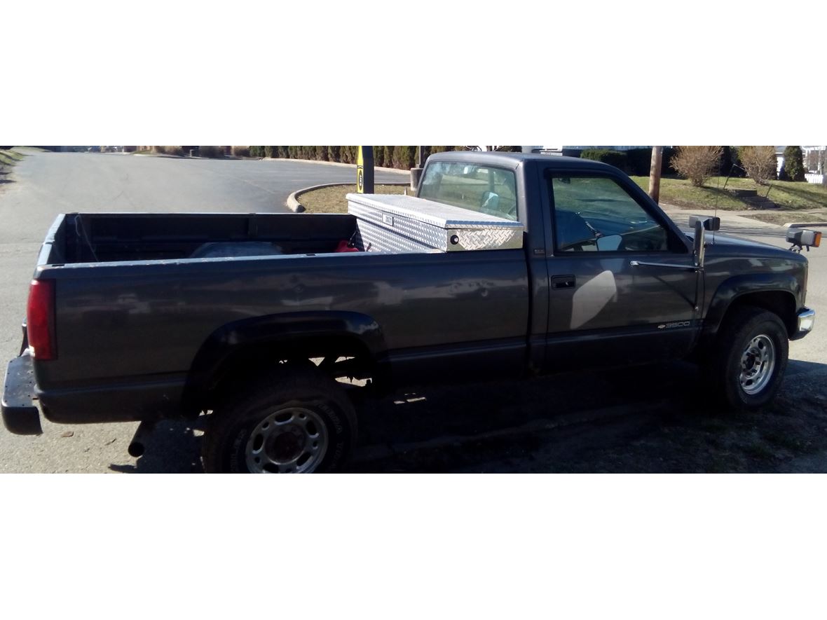 1993 Chevrolet C/K 3500 for sale by owner in Zanesville