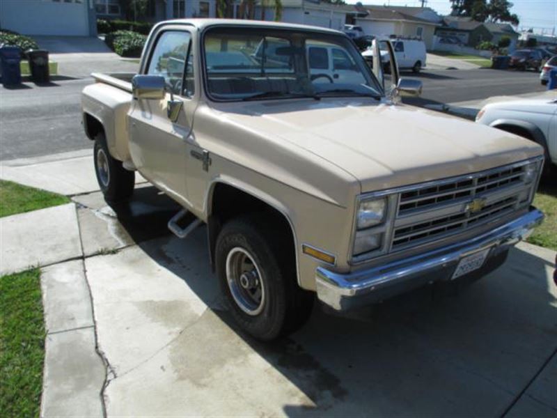 1986 Chevrolet C10 for sale by owner in SACRAMENTO