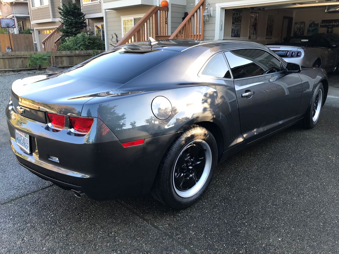 2011 Chevrolet Camaro for sale by owner in Seattle