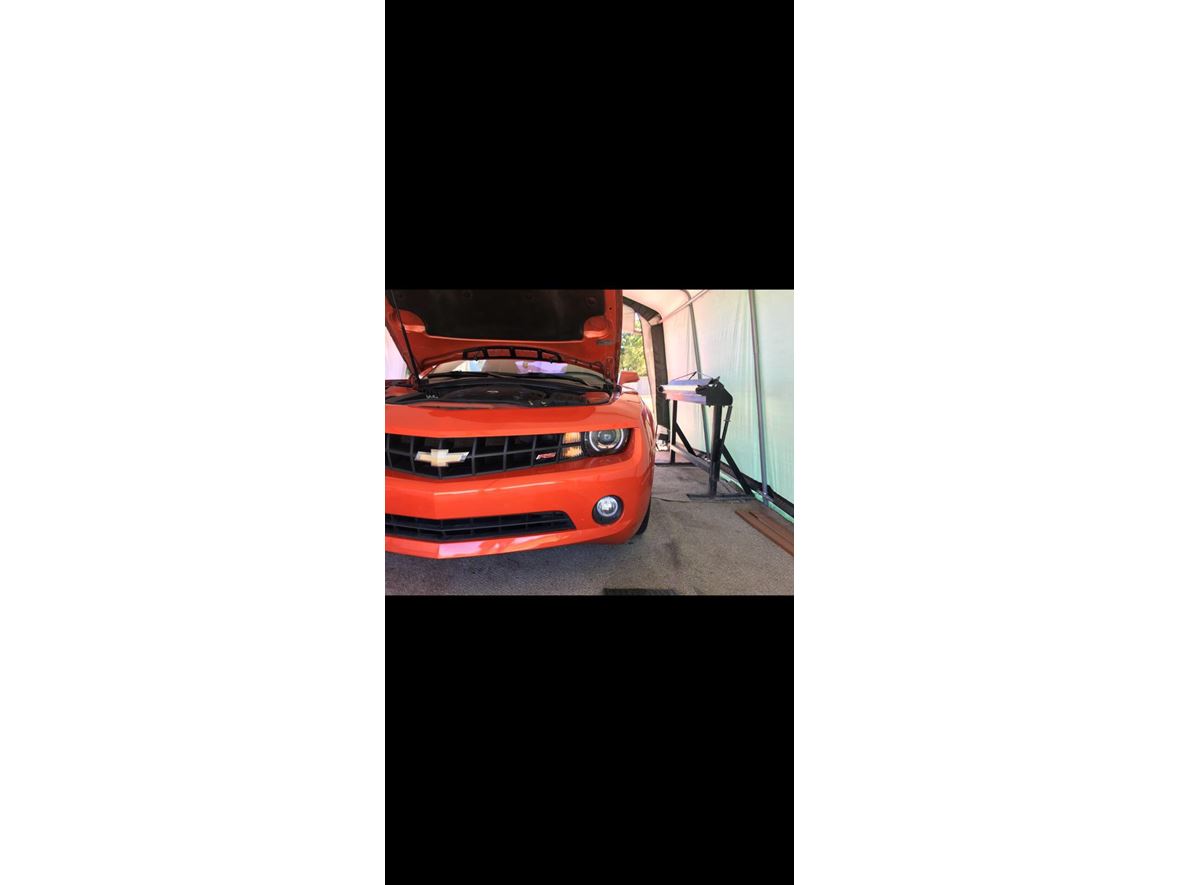 2011 Chevrolet Camaro for sale by owner in Hialeah
